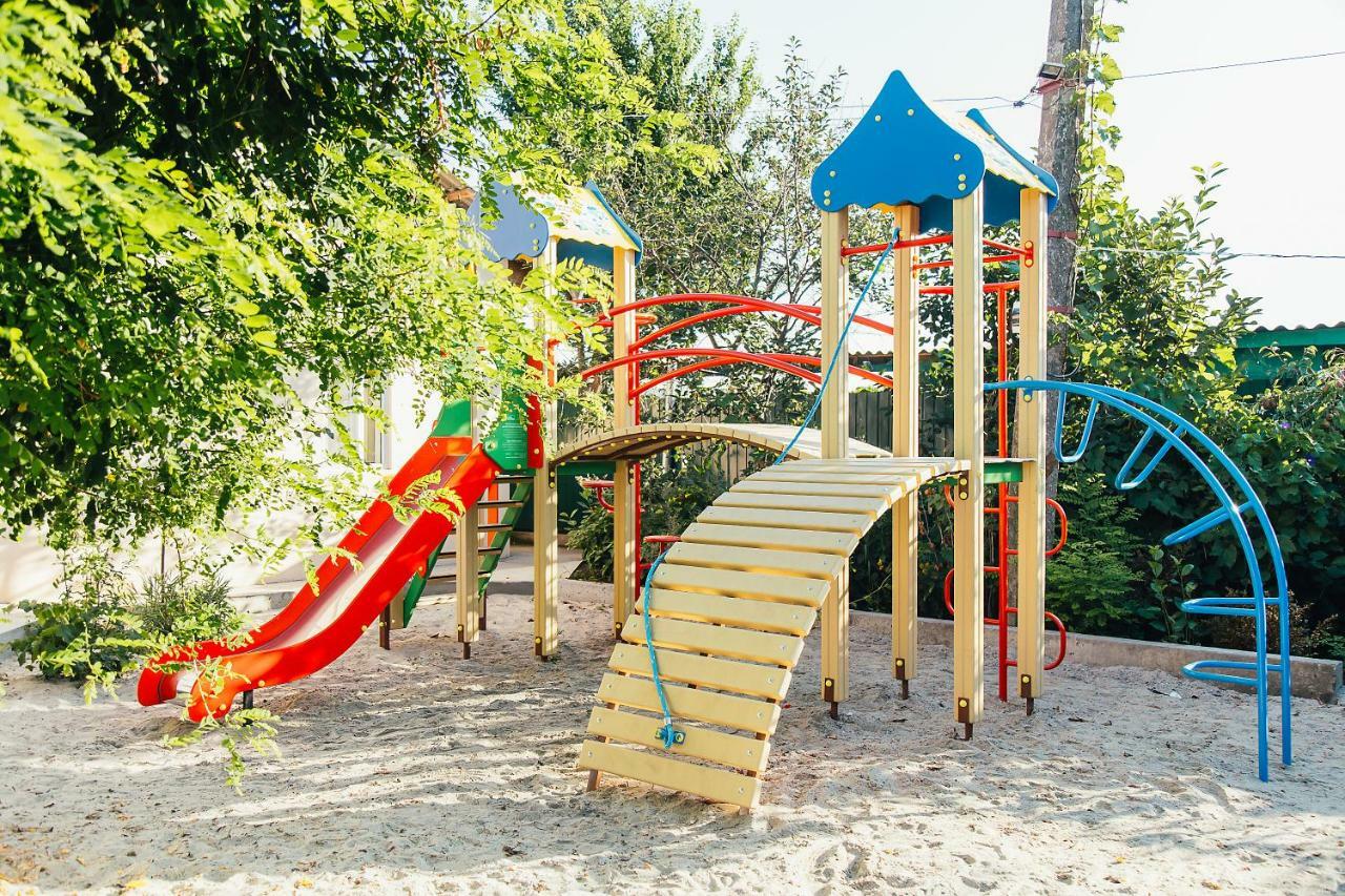 Baza Otdyha Primor'E Hotel Primorskoye Exterior foto